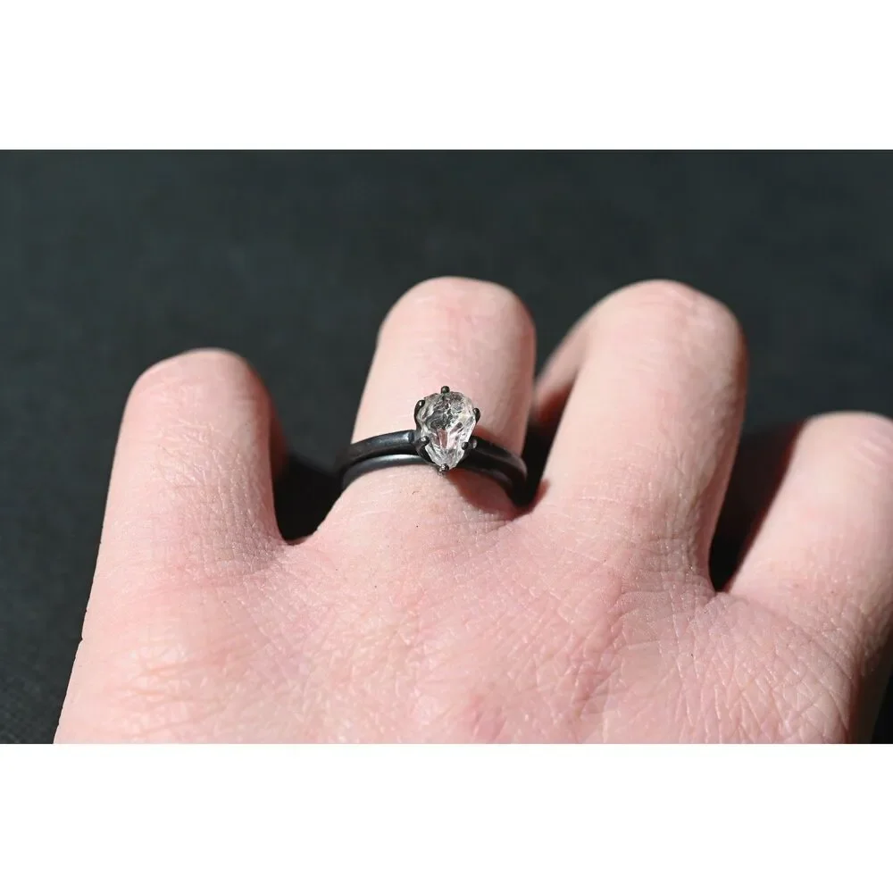 alternative raw diamond engagement rings, raw crystal size 4 5 6 7 8 8 9 10 11